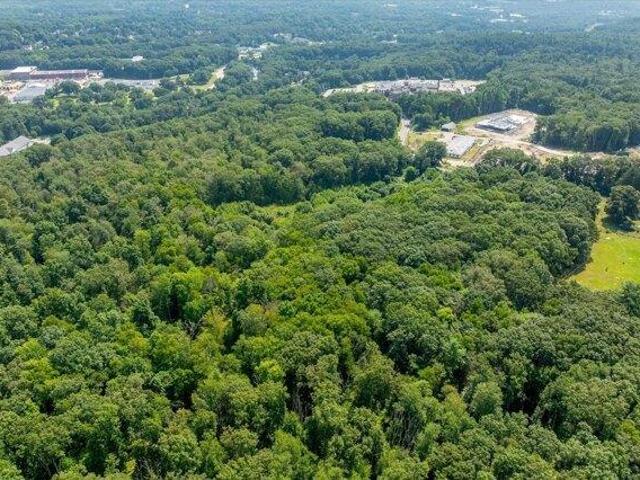 Land for sale in Putnam, Connecticut