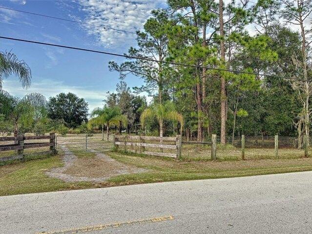Land for sale in Saint Cloud