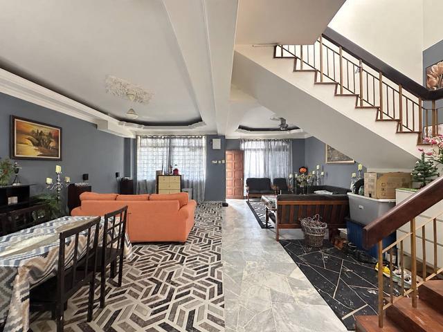 Terraced House for sale