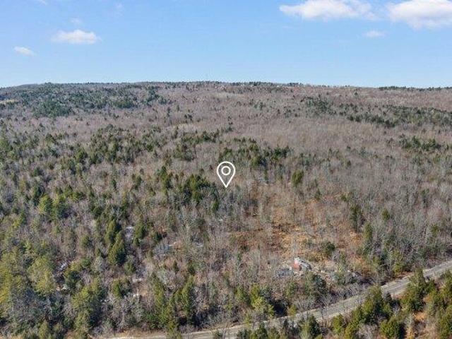 Land for sale in Maine