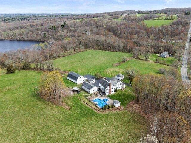 Land for sale in Sutton, Massachusetts