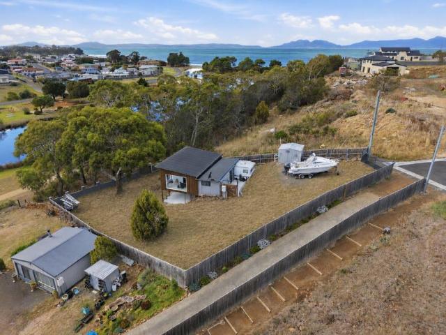 Land for sale in Swansea, Glamorgan-Spring Bay