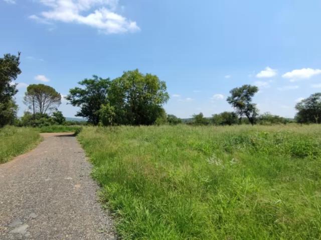 Land for sale in Swartruggens, Kgetleng River Local Municipality
