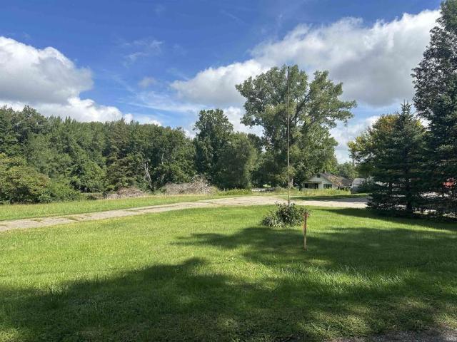 Land for sale in Syracuse, Indiana
