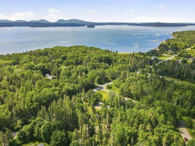 Land for sale in Maine