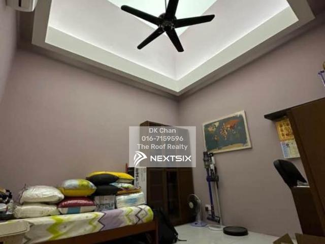 Shop for sale in Johor