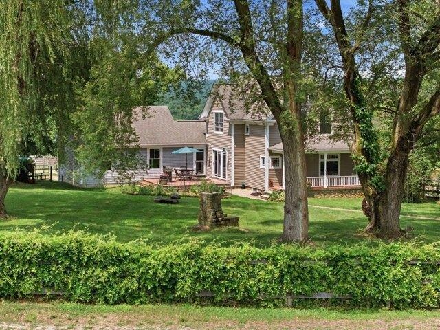 Land for sale in North Uxbridge, Massachusetts