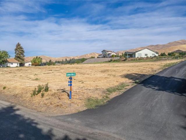 Land for sale in Wenatchee