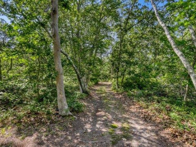 Land for sale in West Tisbury, Massachusetts