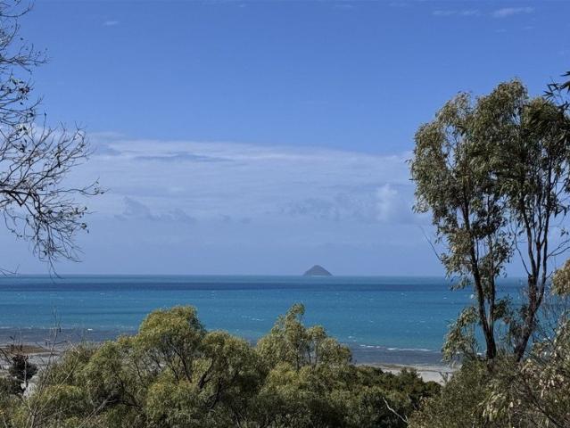 Land for sale in Hideaway Bay, Queensland