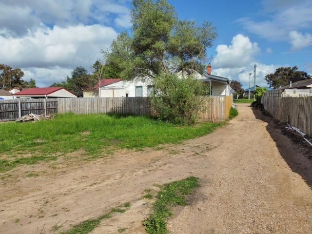 Land for sale in Bairnsdale, Shire of East Gippsland