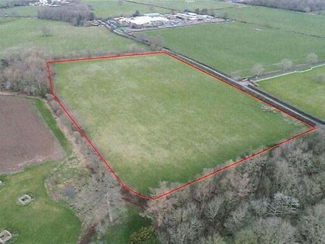 Land for sale in Bilbrook, Great Chatwell