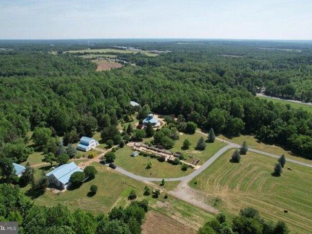 Land for sale in Woodford Land for sale in Woodford
