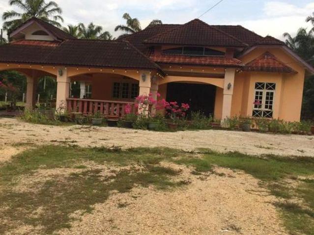 Bungalow for sale in Muar, Johor