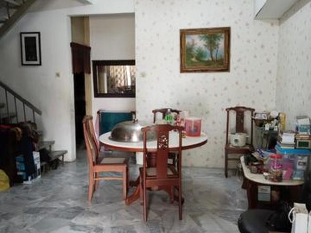 Terraced House for sale in Seri Kembangan, Majlis Bandaraya Subang Jaya