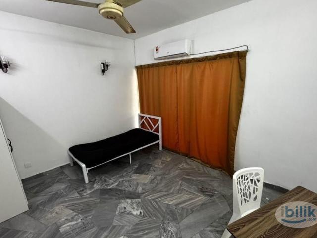 Room for rent in Petaling, Damansara Damai