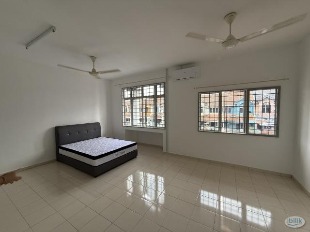 Room for rent in Petaling, Subang Jaya