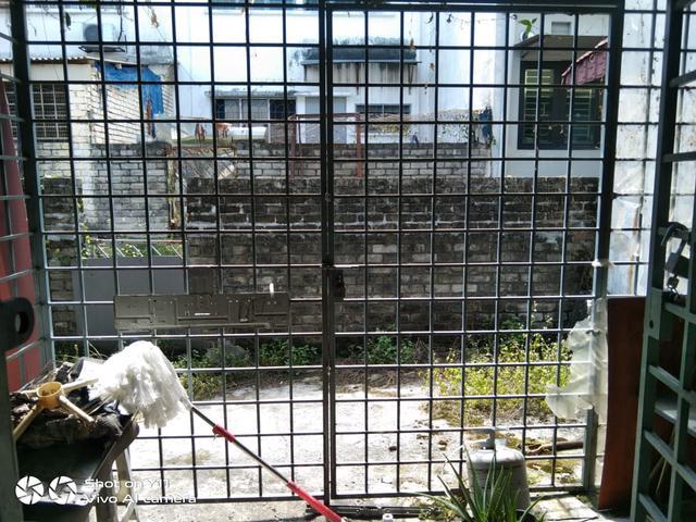 Terraced House for sale in Seri Kembangan, Majlis Bandaraya Subang Jaya