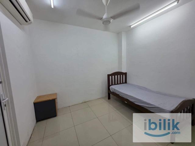 Room for rent in Petaling, Subang Jaya