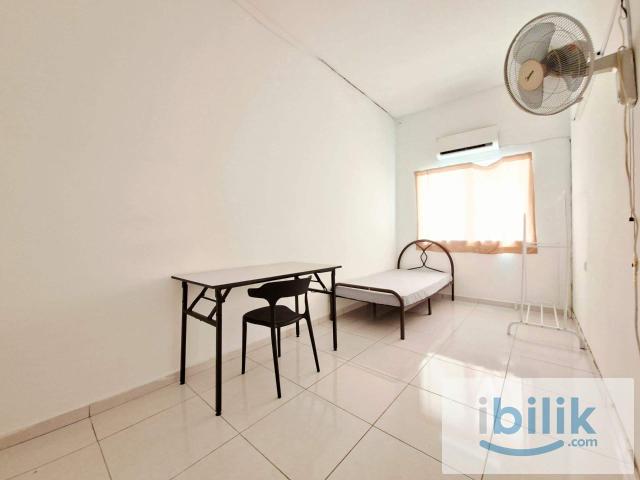 Room for rent in Taman Yayasan, Jenjarom