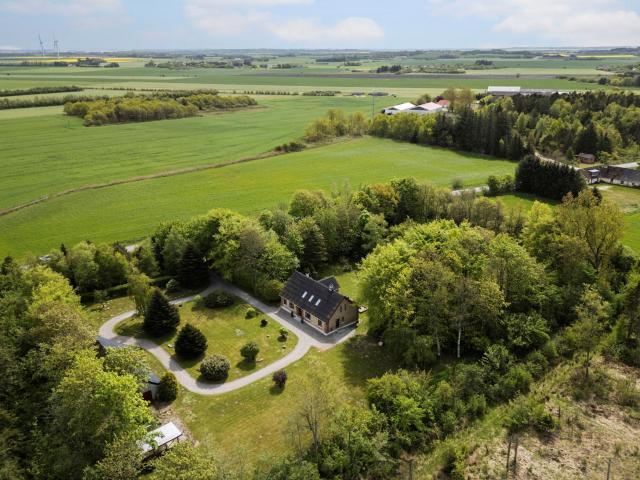 Landejendom til salg i Brønderslev-Dronninglund