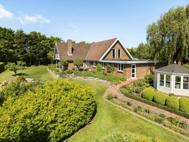 Landejendom til salg i Resenstad, Århus