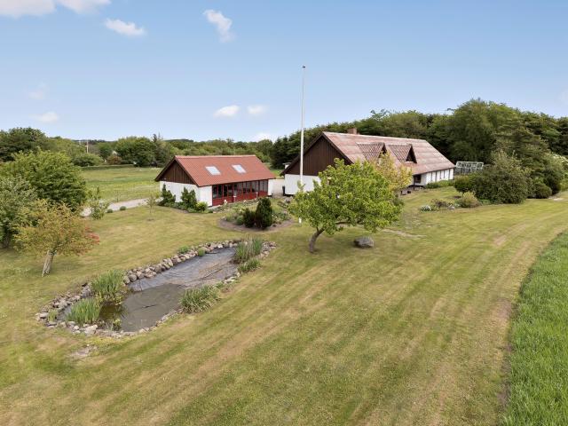 Landejendom til salg i Brønderslev-Dronninglund
