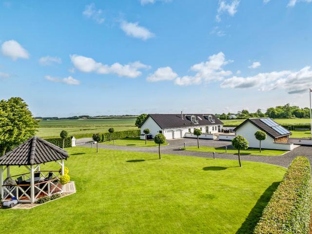 Landejendom til salg i Brønderslev-Dronninglund