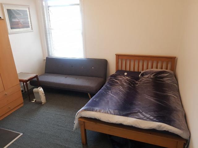 Studio for rent in Hill, City Of Southampton