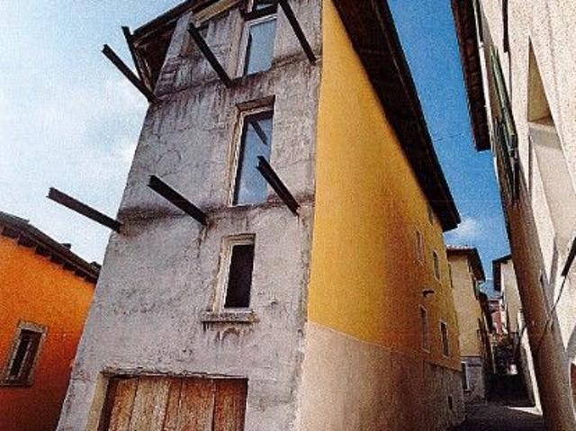 Haus kaufen in Caneggio, Tessin