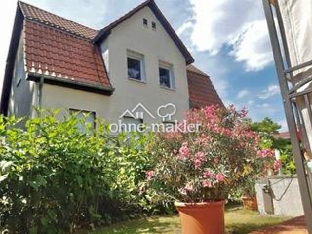 Haus kaufen in Marzahn-Hellersdorf, Berlin