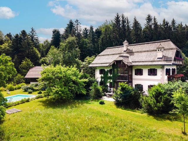 Schloss kaufen in Pfongau, Neumarkt am Wallersee
