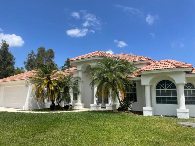 Room for rent in Port Saint Lucie, Florida