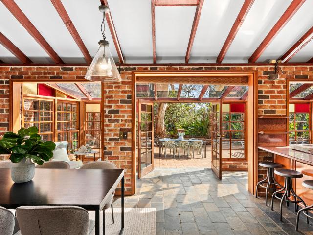 Cottage for sale in Sydney, New South Wales