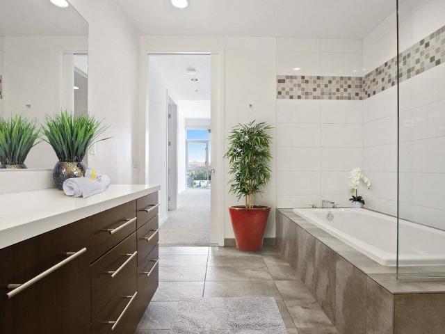 Apartment for rent in Culver City, California
