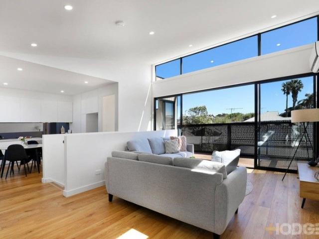 Townhouse for sale in Camerons Creek, Victoria