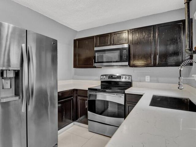 Condo for sale in Missouri City, Texas