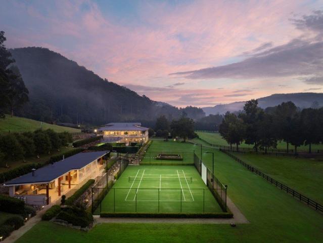 Cottage for sale in Ravensdale, New South Wales