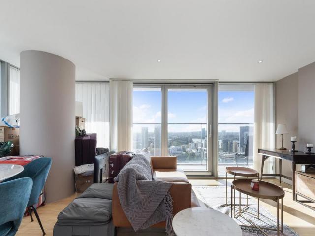 House for rent in Canary Wharf, Greater London