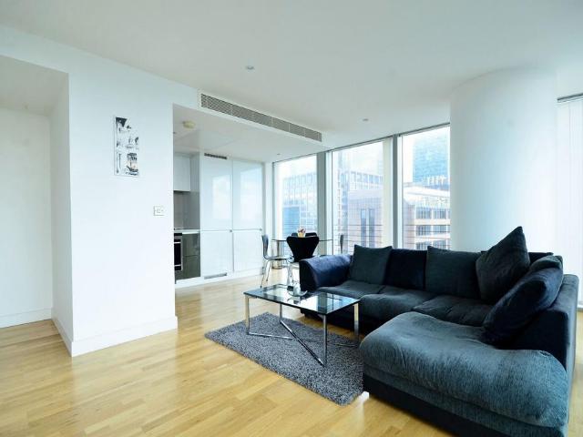 Apartment for rent in Canary Wharf, Greater London