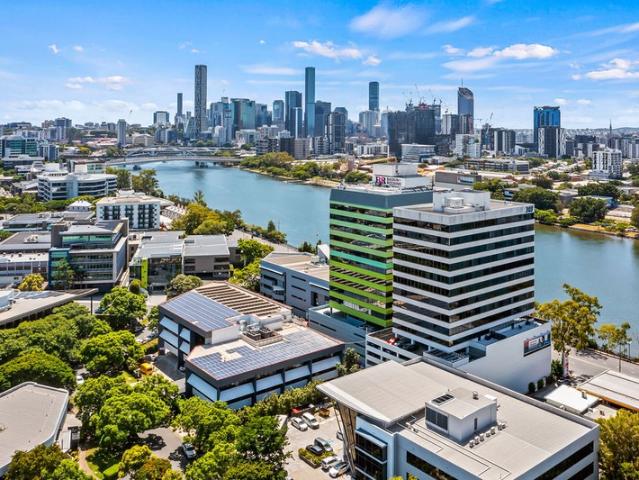 Office for rent in Toombul, Queensland