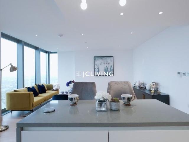 Apartment for rent in Canary Wharf, Greater London