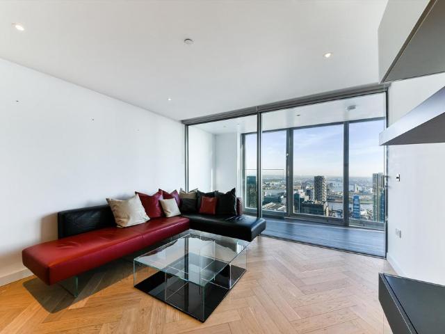 House for rent in Canary Wharf, Greater London