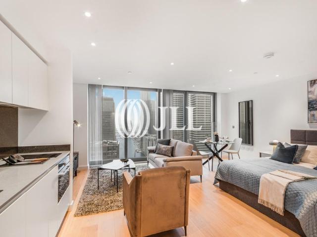 House for rent in Canary Wharf, Greater London