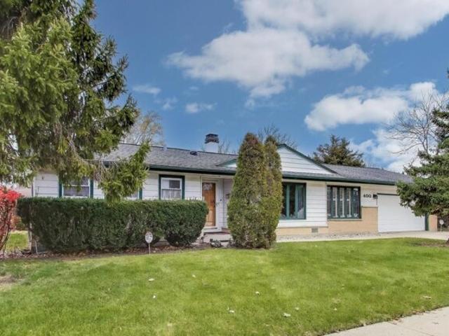 House for sale in Elk Grove Village, Illinois