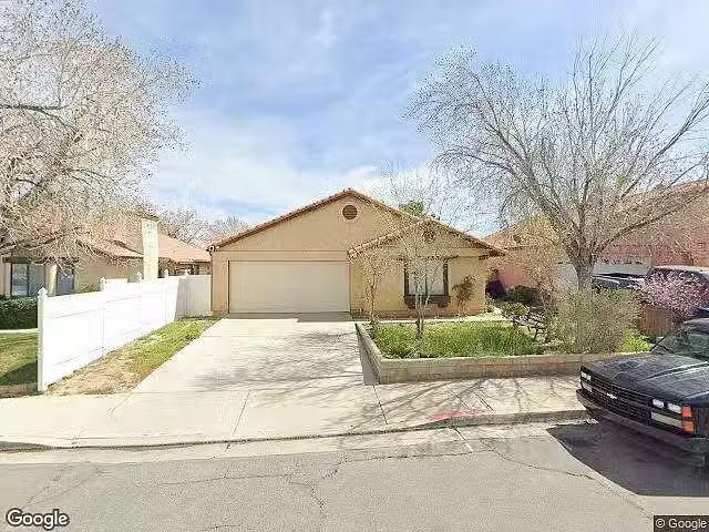 House for rent in Pomona