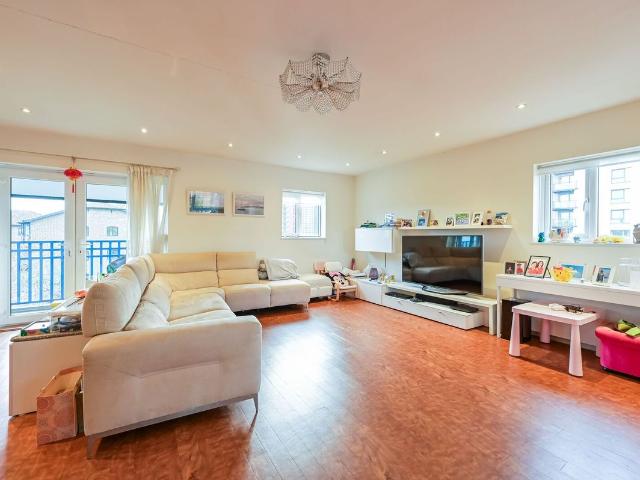 House for rent in London Borough of Tower Hamlets, Greater London