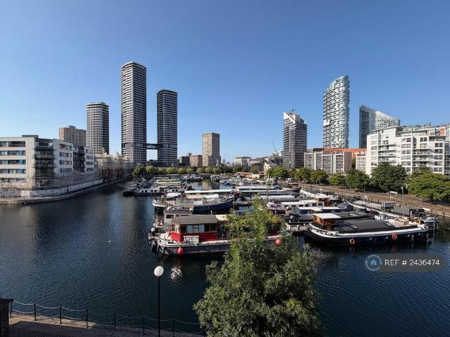 House for rent in Blackwall, Greater London