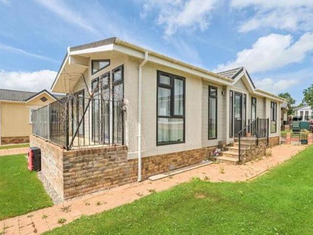 House for sale in Saltash, Cornwall