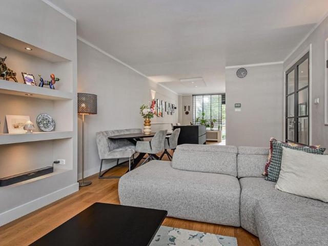 Appartement te huur in Loosduinen, Zuid Holland